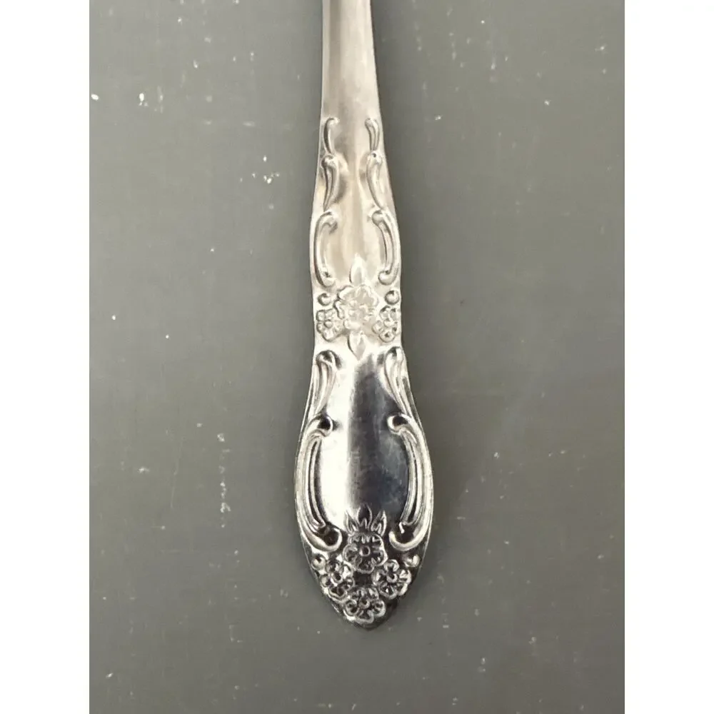 Oneida VENUS Stainless Flatware Dinner Fork Oneidacraft Floral Scroll Pattern